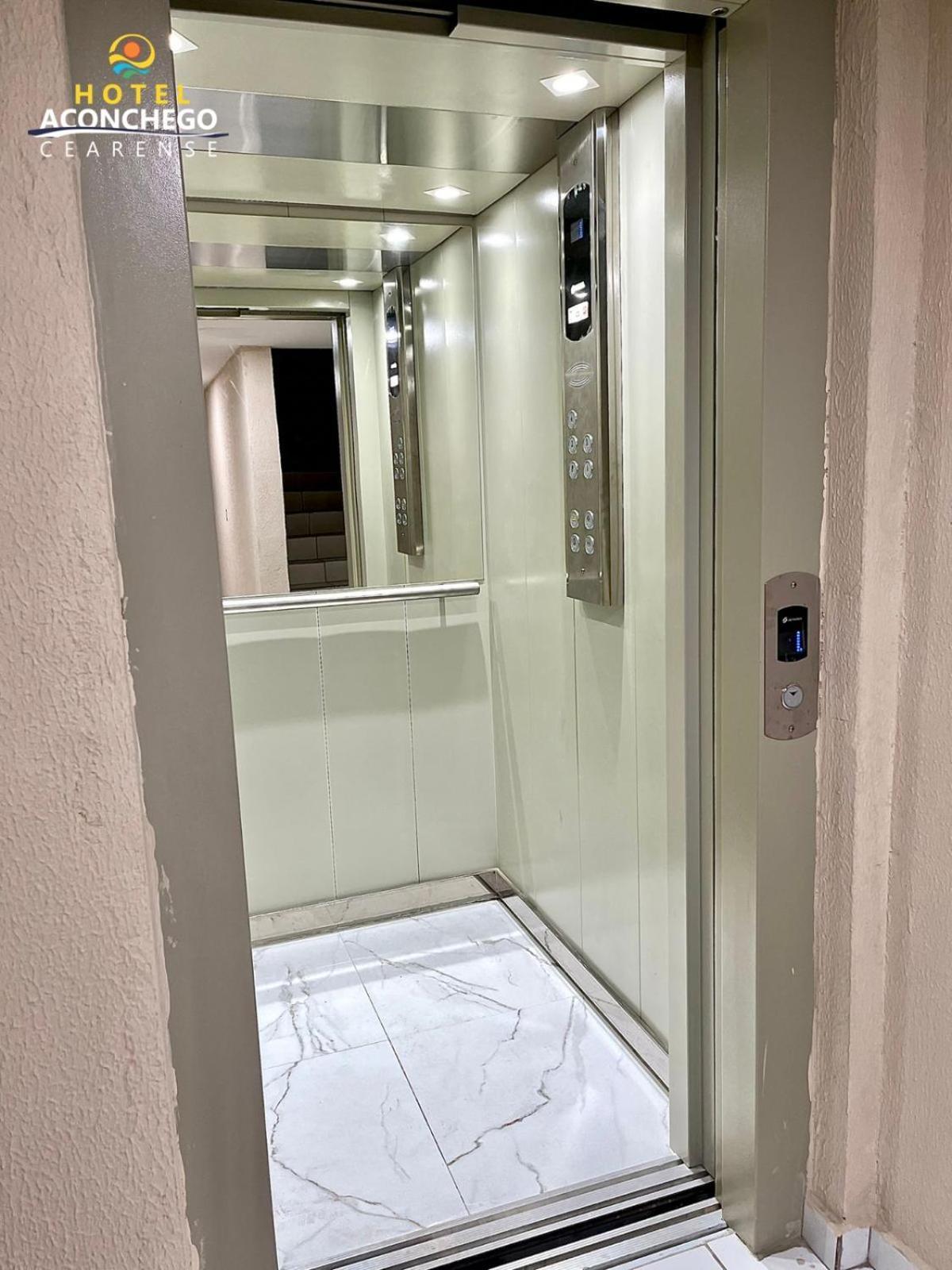 Aconchego Cearense Hotel *